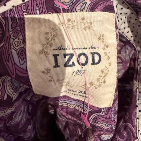 IZOD classic cotton, button-down shirt - Picture 3 of 3